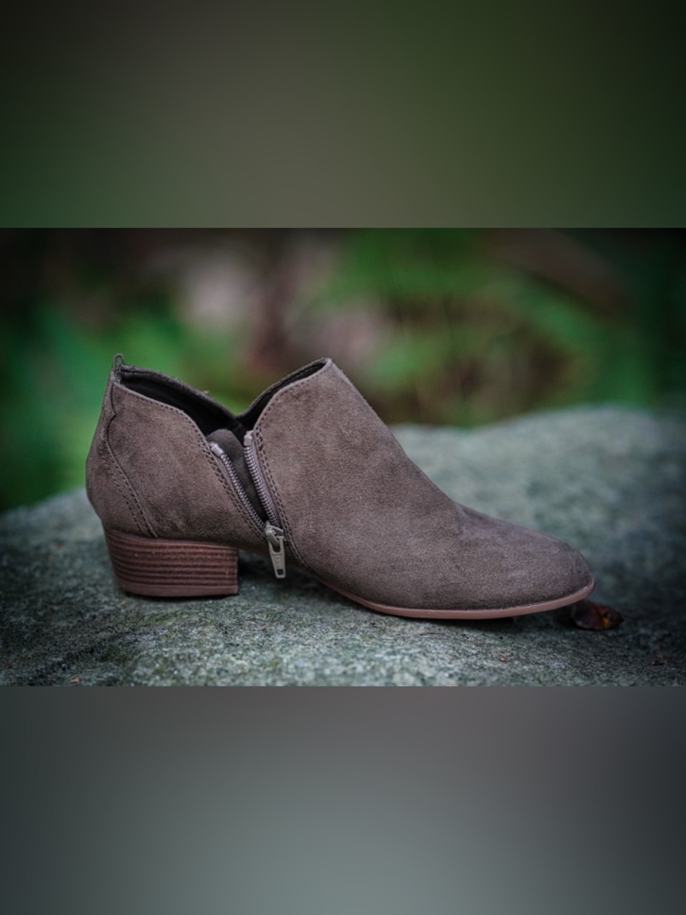 Old Navy Taupe Faux Suede Side Zip Ankle Booties - Women's Size 8